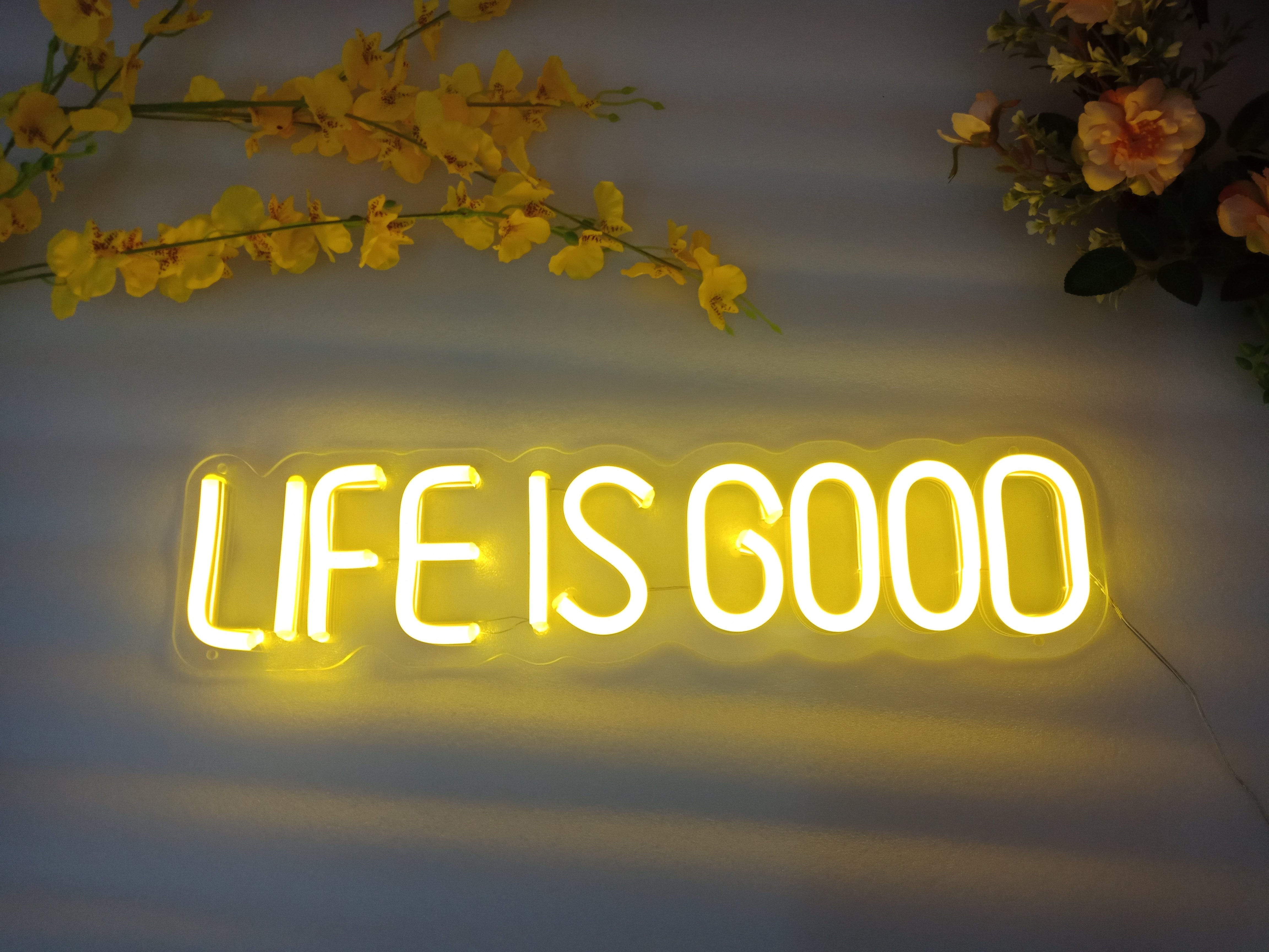 Life is Good LED Neon Sign - HAPPYNEON –