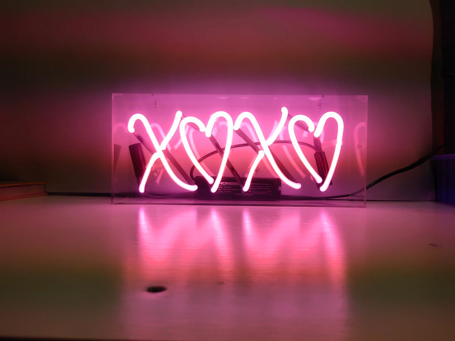 "XOXO" Acrylic Box Neon Sign, Glass Neon Sign, Table Neon Sign