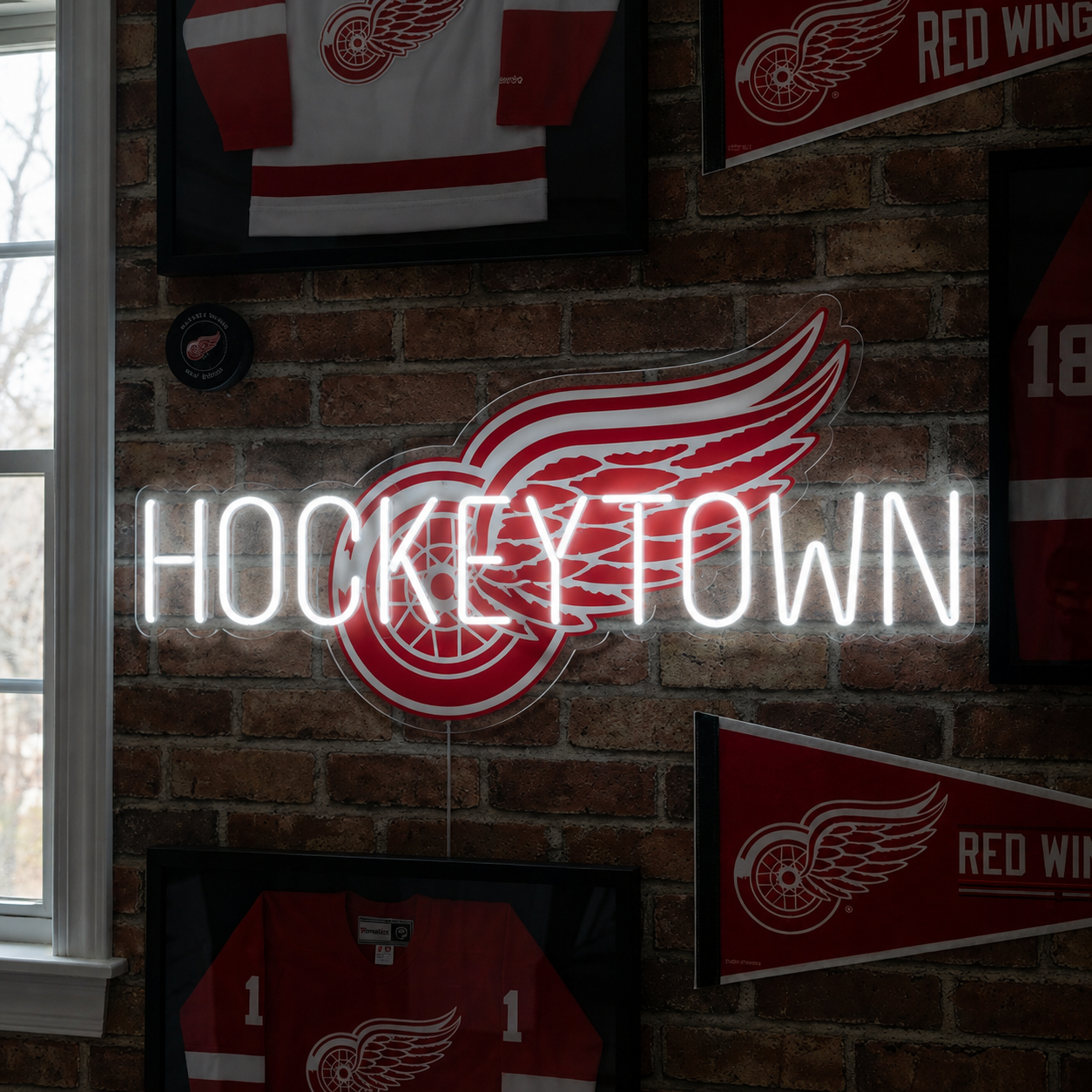 Detroit Red Wings Hockeytown neon sign for a game room