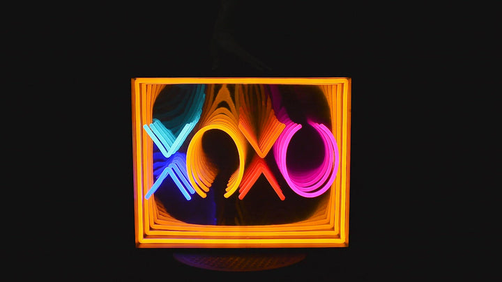 "XOXO" 3D Infinity LED Neon Sign